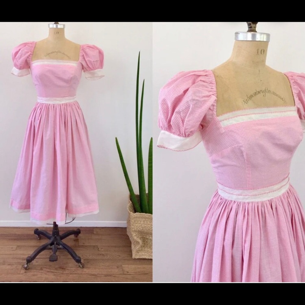 1950s Vintage pink & white gingham picnic dress puff sleeves S (cottage core)